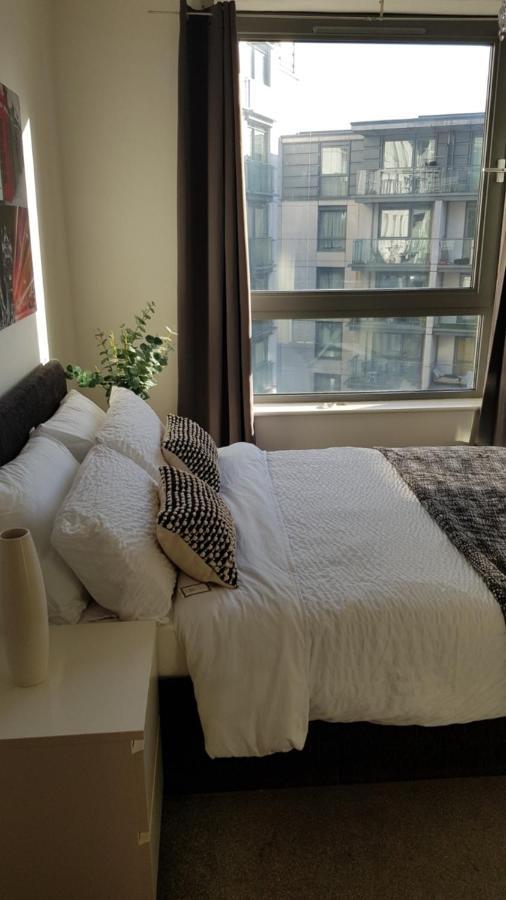 City Centre 1 Bed Apartment With Free On Site Parking With Cctv By Lets Relocations Birmingham Dış mekan fotoğraf