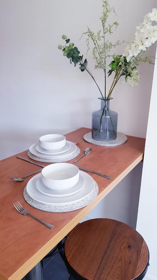 City Centre 1 Bed Apartment With Free On Site Parking With Cctv By Lets Relocations Birmingham Dış mekan fotoğraf