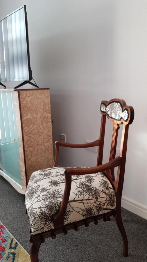 City Centre 1 Bed Apartment With Free On Site Parking With Cctv By Lets Relocations Birmingham Dış mekan fotoğraf