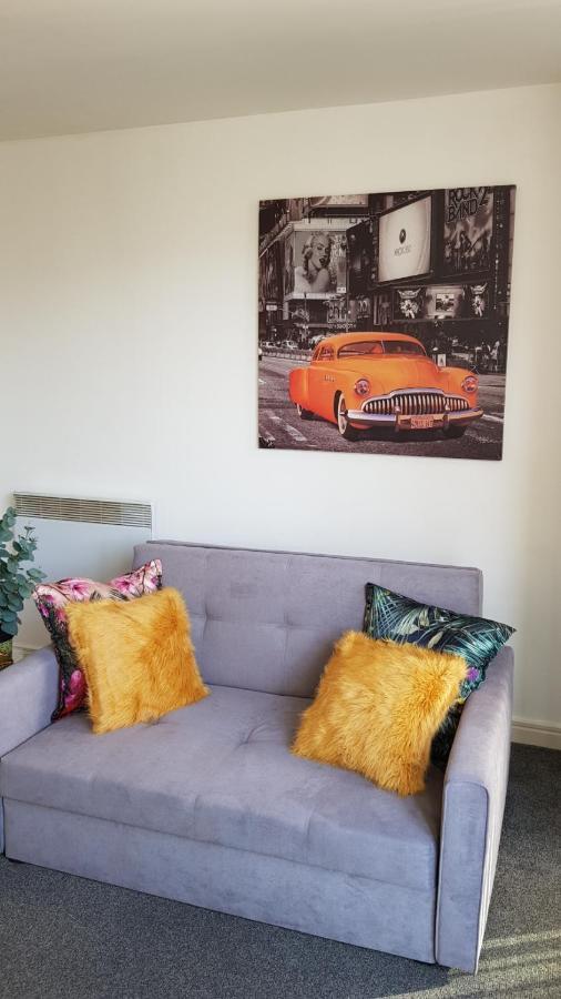 City Centre 1 Bed Apartment With Free On Site Parking With Cctv By Lets Relocations Birmingham Dış mekan fotoğraf